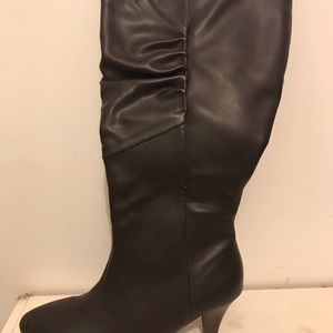 Black Calf-Length Boots